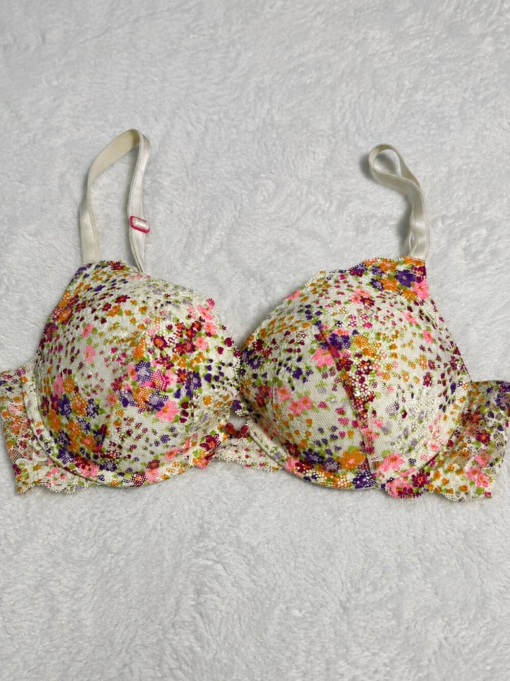 Victoria's Secret Dream Angels Push-Up Bra 36C
